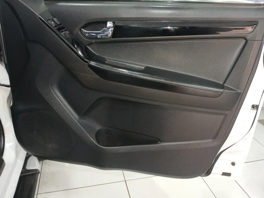 Preloaded Image 10
