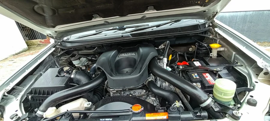 Used 2019 Isuzu D-Max 250 double cab - JB Auto