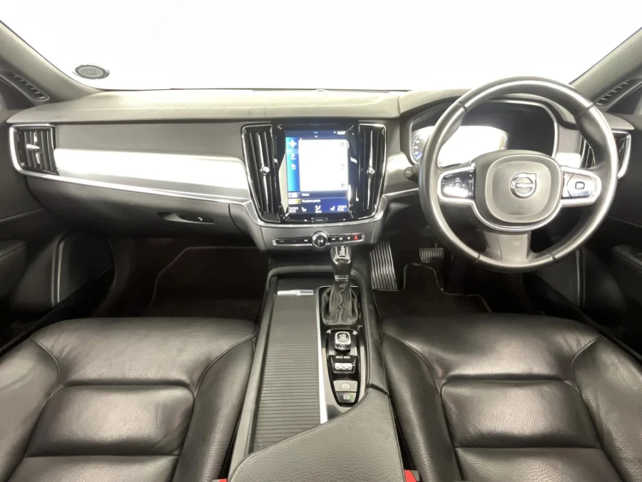 Used 2021 Volvo S90 D4 Momentum - WeBuyCars Mbombela
