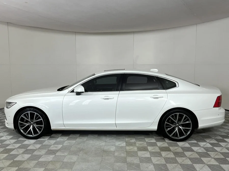 Used 2021 Volvo S90 D4 Momentum - WeBuyCars Mbombela