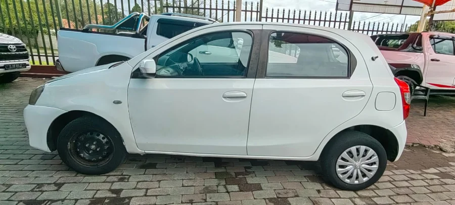 Used 2017 Toyota Etios hatch 1.5 Xs Sport - JB Auto Used 2017 Toyota Etios hatch 1.5 Xs Sport - JB Auto