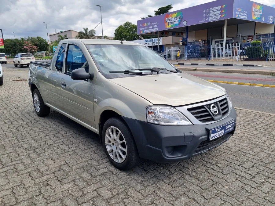 Used 2015 Nissan NP200 1.6i Stealth - Carbase Auto Used 2015 Nissan NP200 1.6i Stealth - Carbase Auto