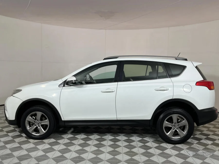 Used 2015 Toyota RAV4 2.0 GX auto - WeBuyCars JHB South