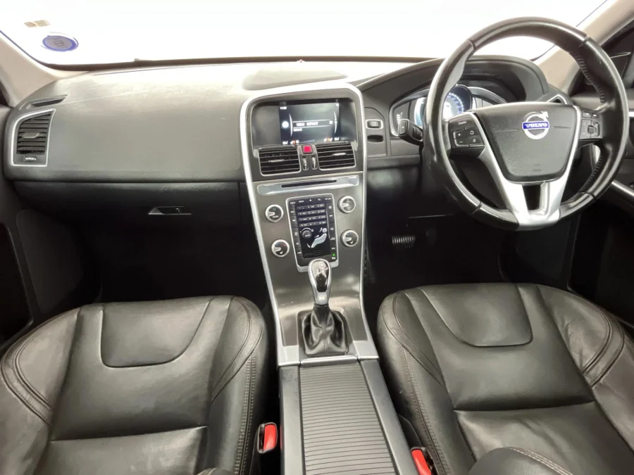 Used 2016 Volvo XC60 D4 Momentum - WeBuyCars Montana