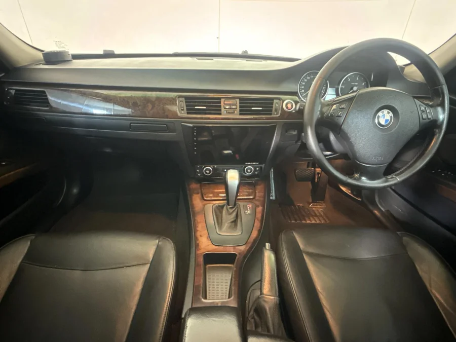 Used 2007 BMW 3 Series 330d auto - WeBuyCars Midstream Used 2007 BMW 3 Series 330d auto - WeBuyCars Midstream