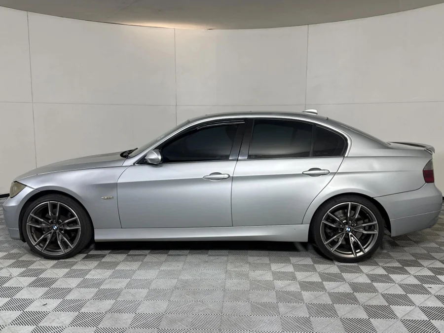Used 2007 BMW 3 Series 330d auto - WeBuyCars Midstream Used 2007 BMW 3 Series 330d auto - WeBuyCars Midstream