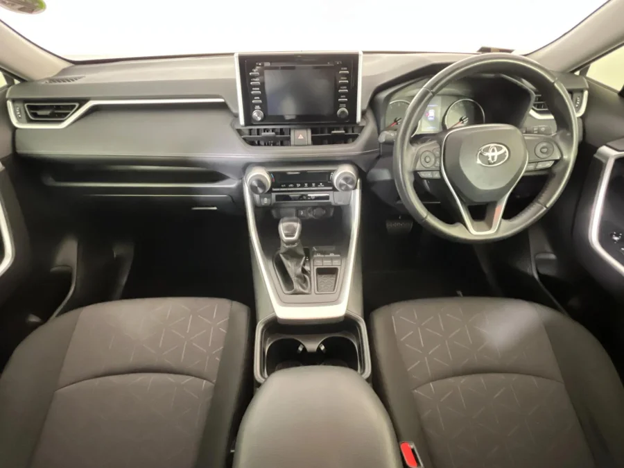 Used 2020 Toyota RAV4 2.0 GX auto - WeBuyCars Silverlakes