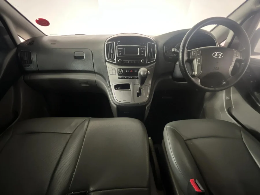 Used 2017 Hyundai H-1 2.5VGTi bus Elite 9-seater - WeBuyCars Durban