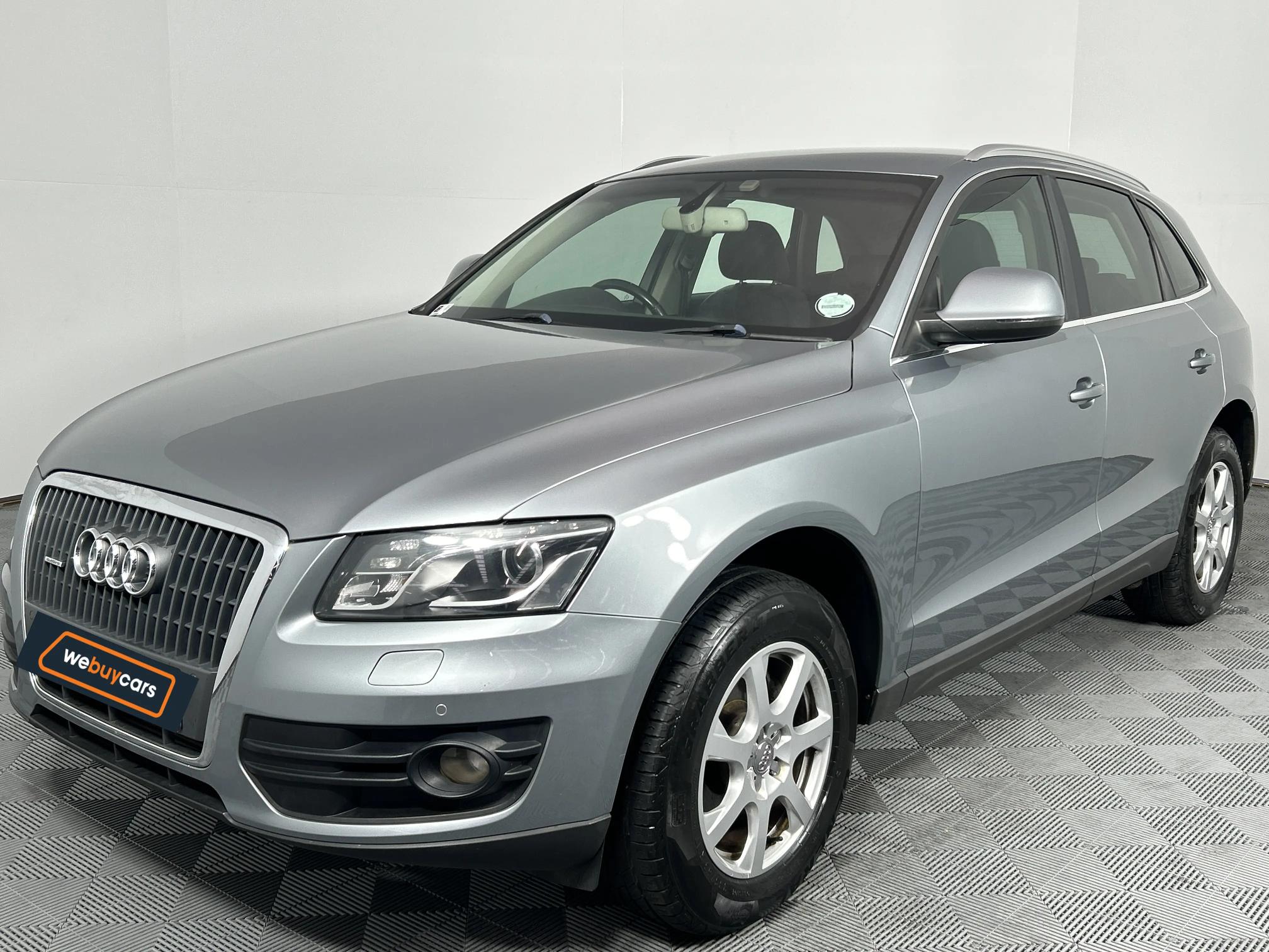Used 2009 Audi Q5 2.0T quattro auto