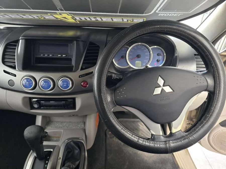 Used 2009 Mitsubishi Triton 3.2DI-D 4x4 double cab automatic - Deals 4 Wheels