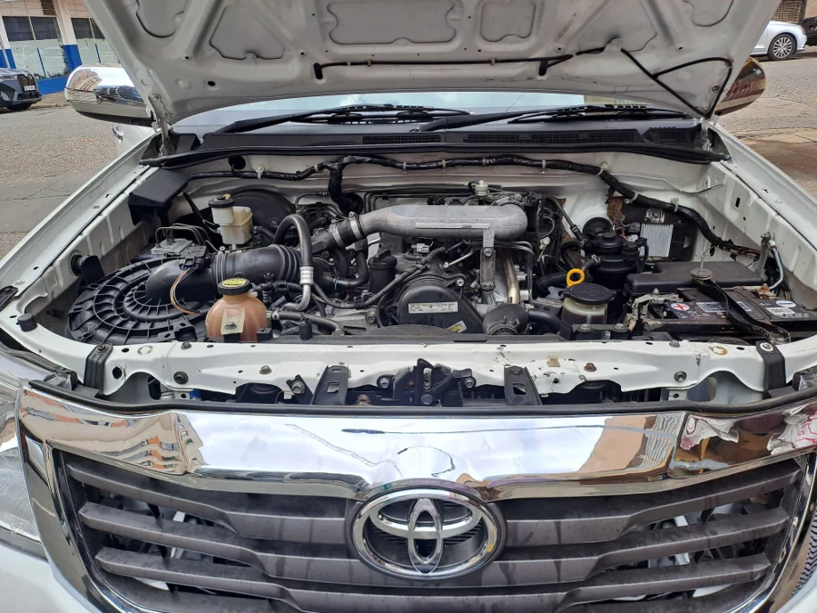 Used 2013 Toyota Hilux 3.0D-4D double cab 4x4 Raider Legend 40 - Freeman Cars Used 2013 Toyota Hilux 3.0D-4D double cab 4x4 Raider Legend 40 - Freeman Cars