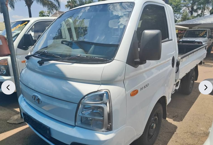 Used 2023 Hyundai H-100 Bakkie 2.6D deck