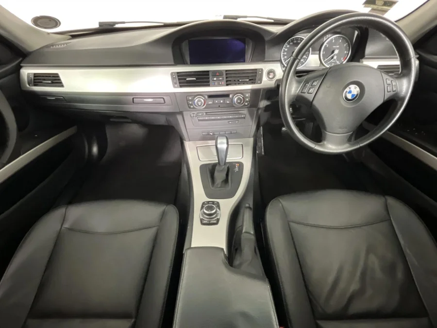 Used 2011 BMW 3 Series 320i auto - WeBuyCars Silverlakes