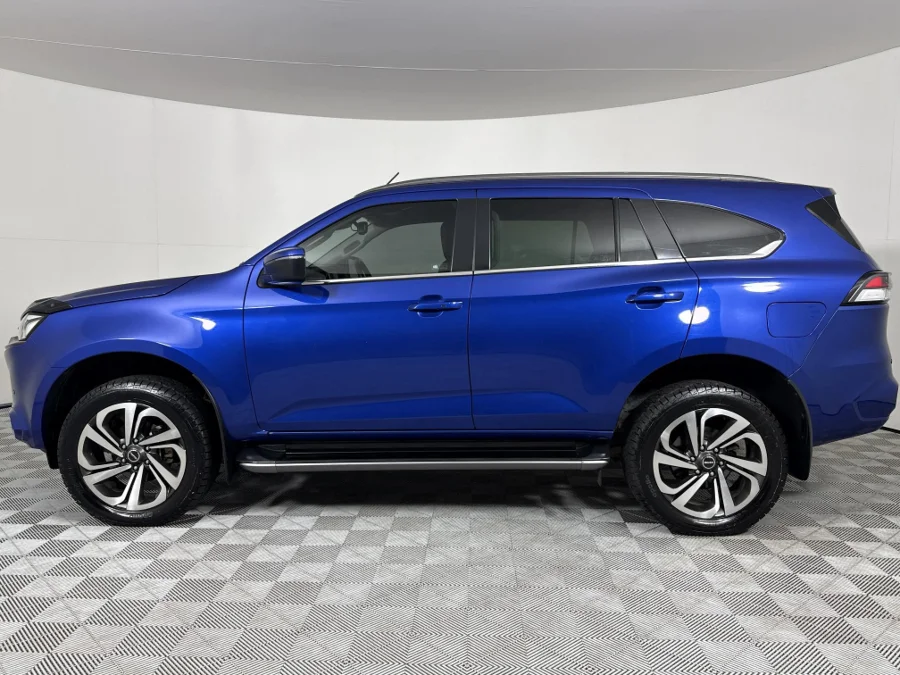 Used 2022 Isuzu mu-X 3.0TD Onyx 4x4 - WeBuyCars Vereeniging
