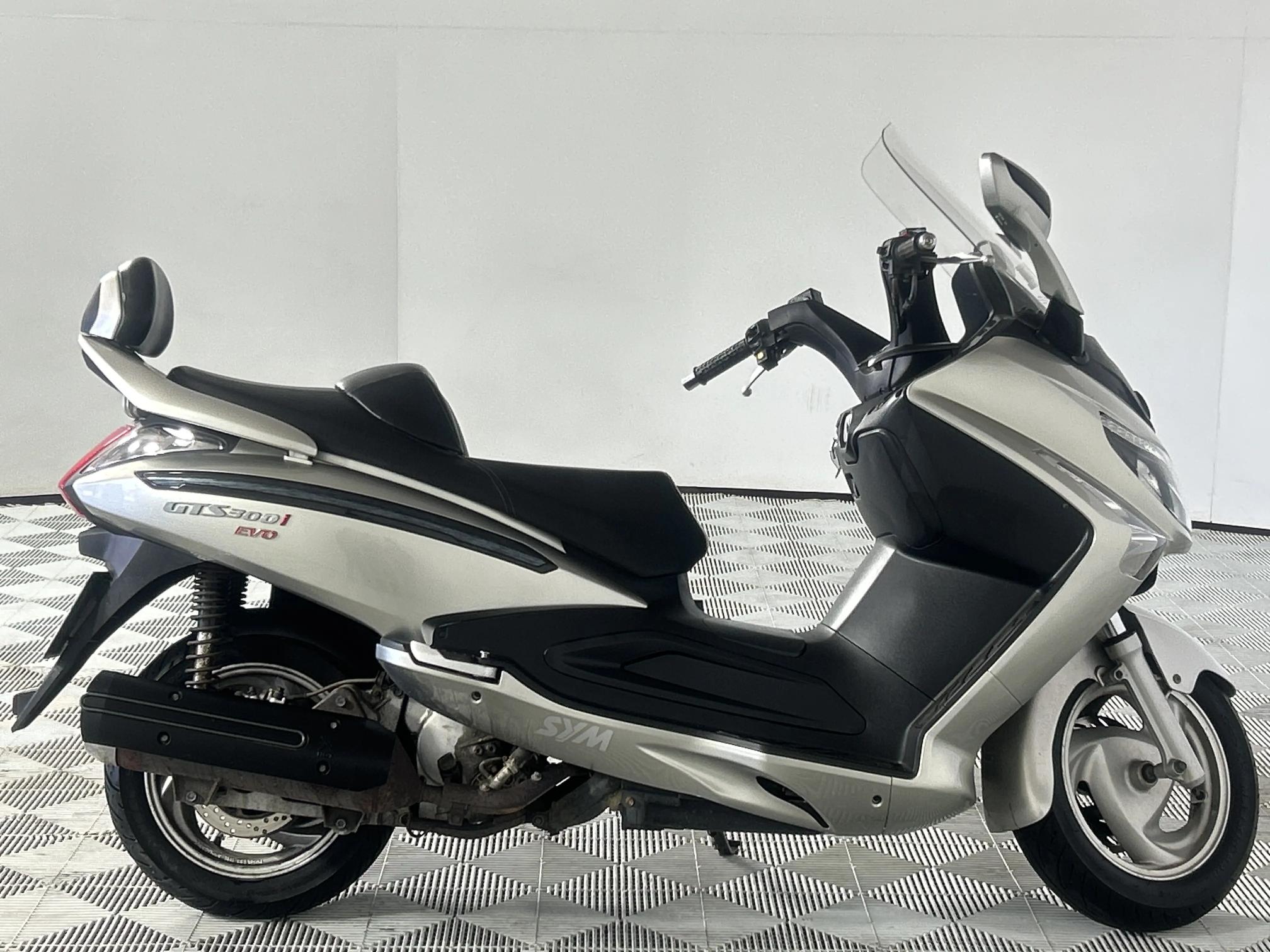 Used 2016 SYM GTS 300i
