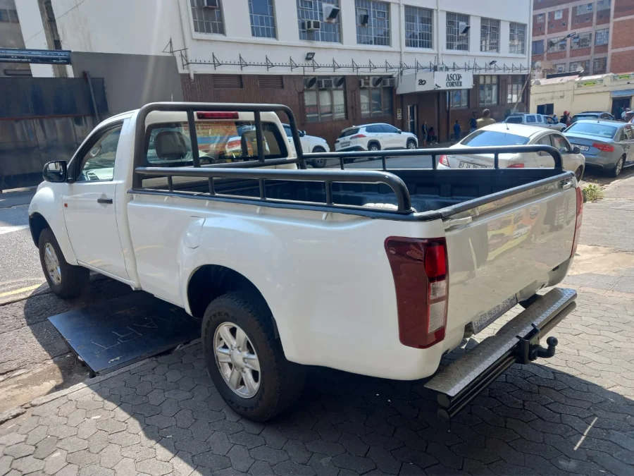 Used 2017 Isuzu KB 250D-Teq LE - Carmart Auto Dealer