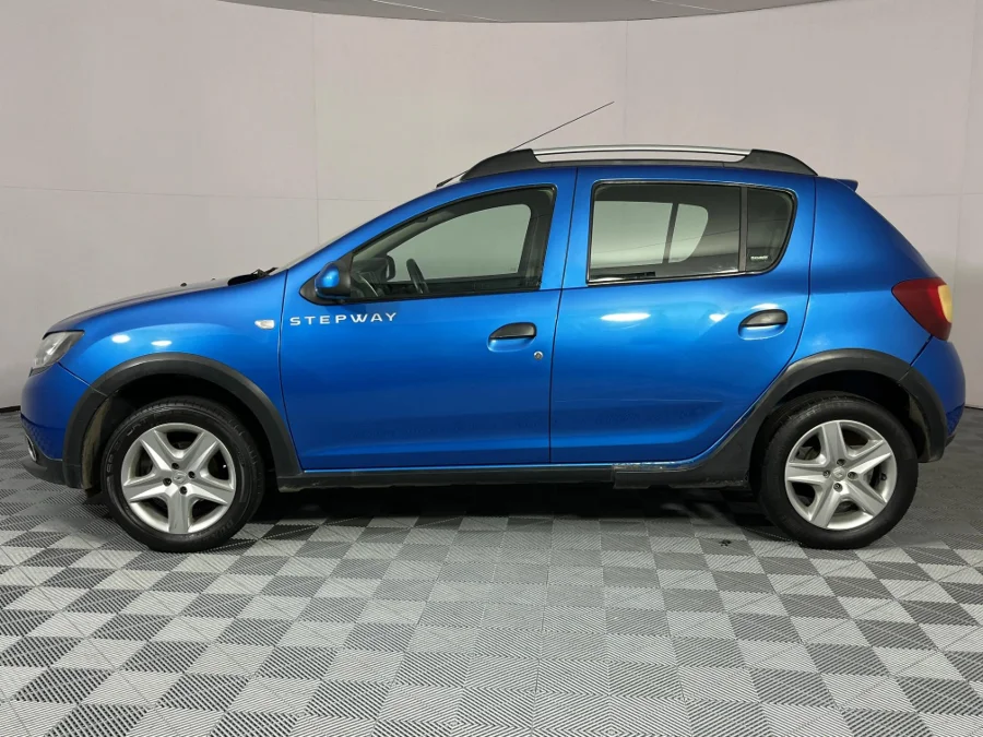 Used 2014 Renault Sandero Stepway 66kW turbo - WeBuyCars Brackenfell Cape Town