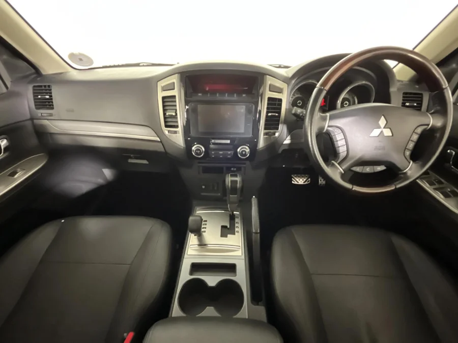Used 2021 Mitsubishi Pajero 5-door 3.2DI-D GLS Exceed Pajero Legend Limited Edition 100 - WeBuyCars The Dome Used 2021 Mitsubishi Pajero 5-door 3.2DI-D GLS Exceed Pajero Legend Limited Edition 100 - WeBuyCars The Dome