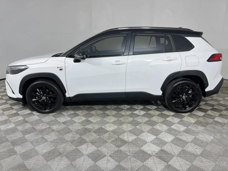 Used 2025 Toyota Corolla Cross 1.8 HEV GR-Sport - WeBuyCars George