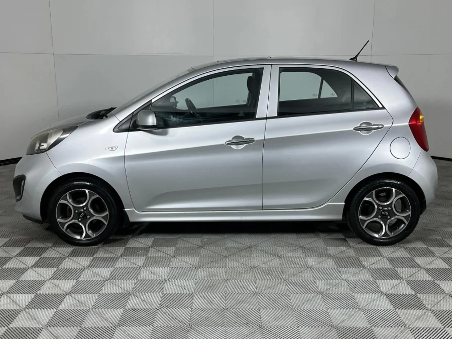 Used 2013 Kia Picanto 1.2 EX auto - WeBuycars East London Used 2013 Kia Picanto 1.2 EX auto - WeBuycars East London