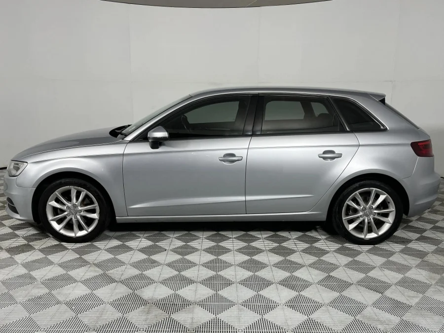 Used 2015 Audi A3 Sportback 1.4TFSI S auto - WeBuyCars Lansdowne