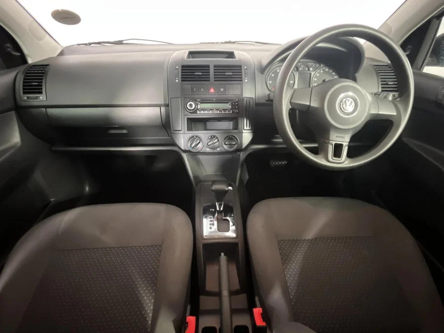 Used 2014 Volkswagen Polo Vivo 5-door 1.4 Trendline auto - WeBuyCars Brackenfell Cape Town