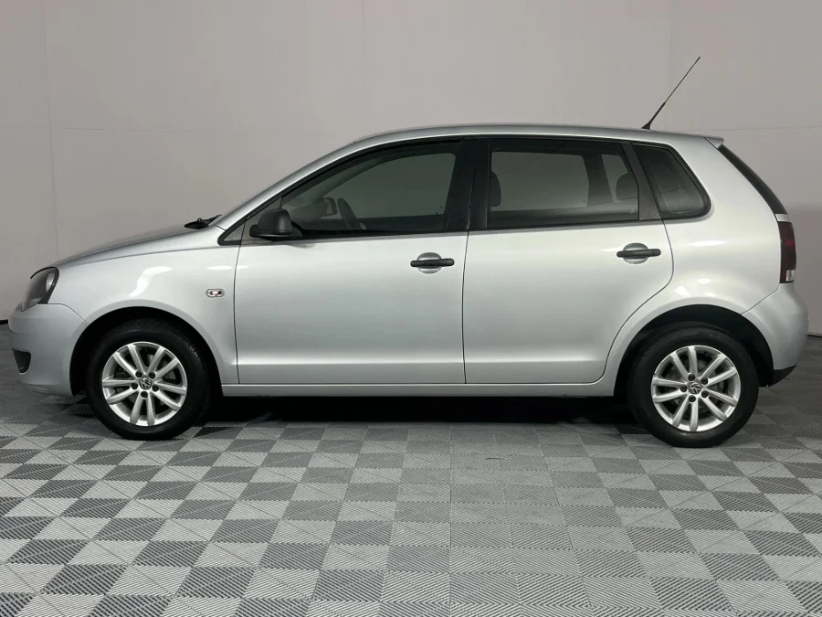 Used 2014 Volkswagen Polo Vivo 5-door 1.4 Trendline auto - WeBuyCars Brackenfell Cape Town