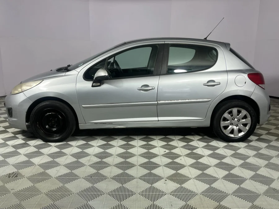 Used 2012 Peugeot 207 1.4 Pop Art - WeBuyCars Durban