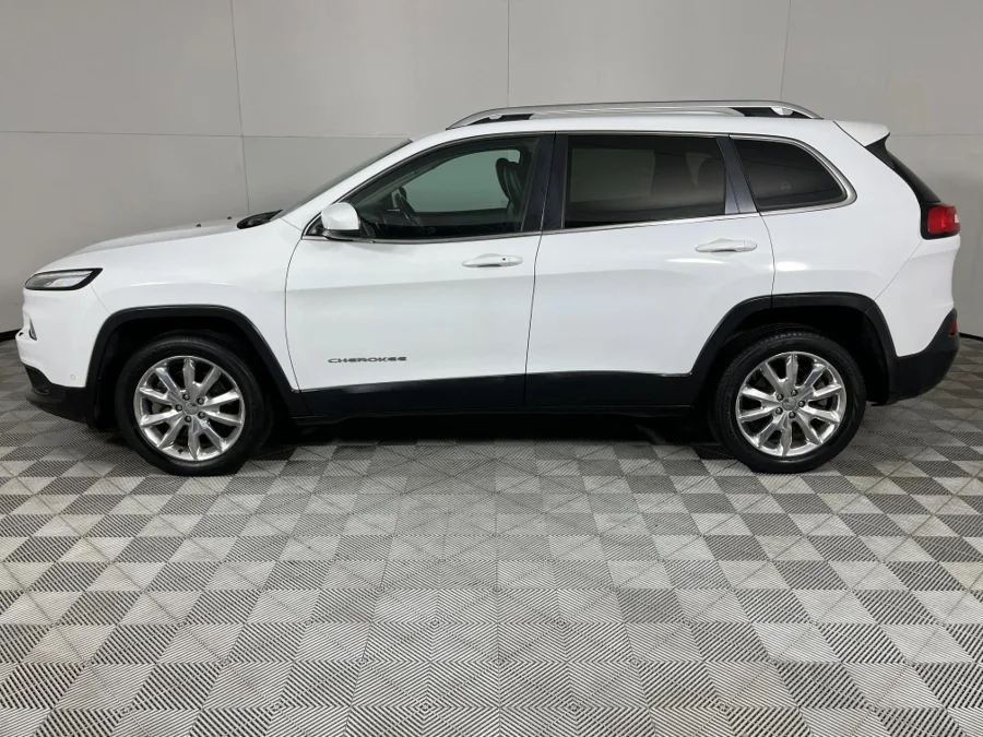 Used 2015 Jeep Cherokee 3.2L Limited 75th Anniversary Edition - WeBuycars East London