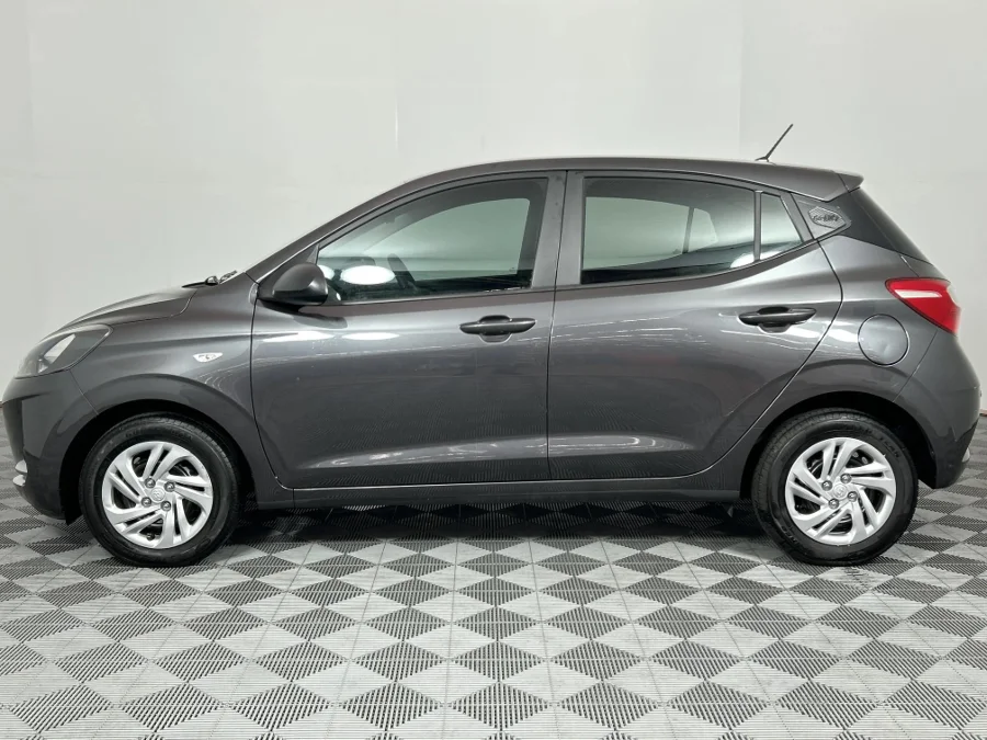Used 2022 Hyundai Grand i10 1.0 hatch Motion manual - WeBuyCars Richmond