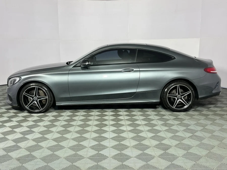 Used 2018 Mercedes-Benz C-Class C300 coupe AMG Line - WeBuyCars Montana