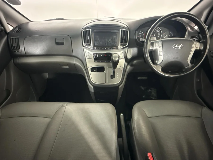 Used 2019 Hyundai H-1 2.5VGTi bus Elite 9-seater - WeBuyCars Midstream Used 2019 Hyundai H-1 2.5VGTi bus Elite 9-seater - WeBuyCars Midstream