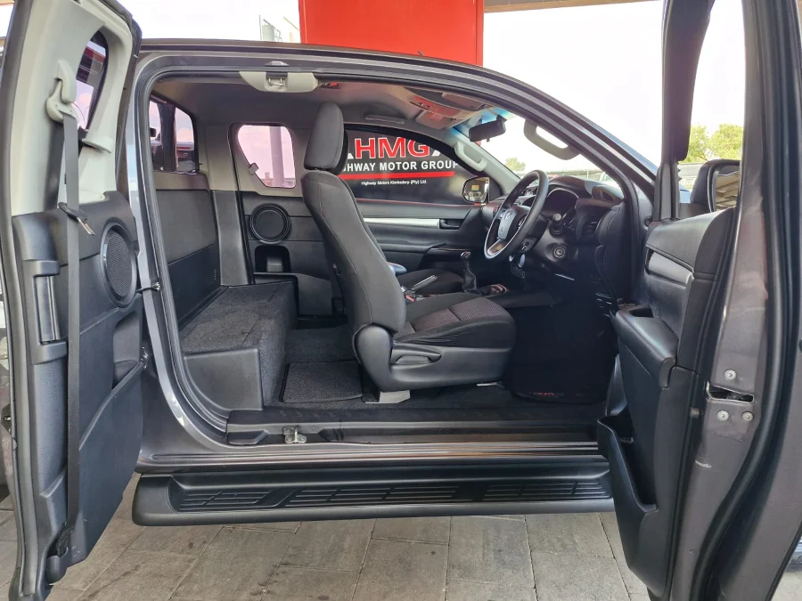 Used 2021 Toyota Hilux 2.4GD-6 Xtra cab Raider manual - Highway Motors