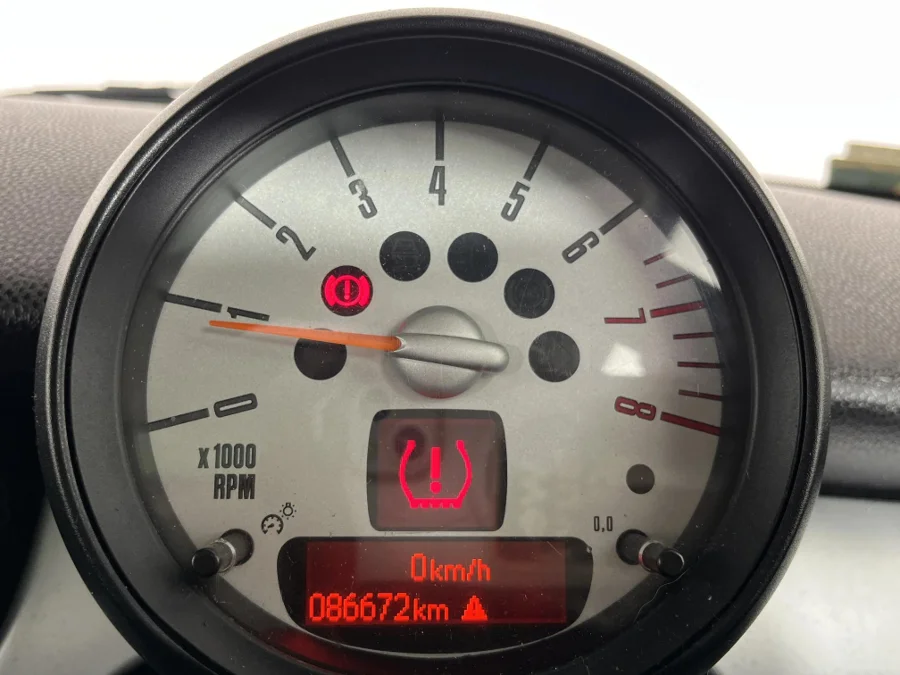 Used 2013 MINI Hatch Cooper - WeBuyCars The Dome Used 2013 MINI Hatch Cooper - WeBuyCars The Dome