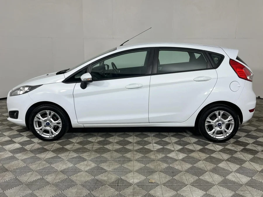 Used 2013 Ford Fiesta 5-door 1.4 Trend - WeBuyCars George