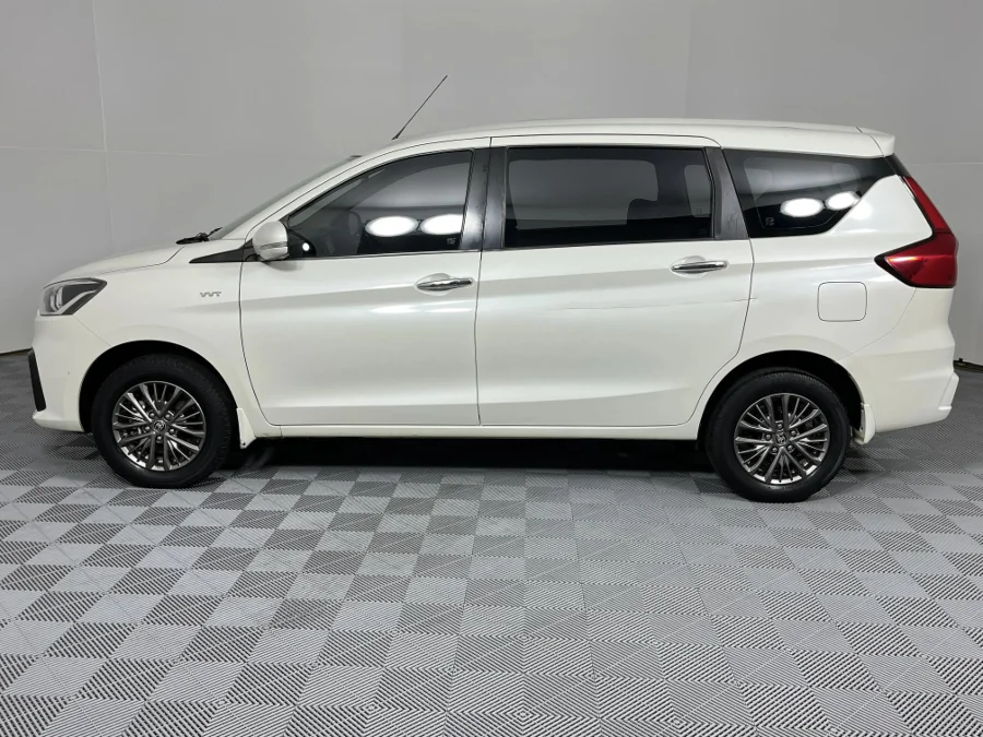 Used 2022 Toyota Rumion 1.5 TX manual - WeBuyCars Montana Used 2022 Toyota Rumion 1.5 TX manual - WeBuyCars Montana