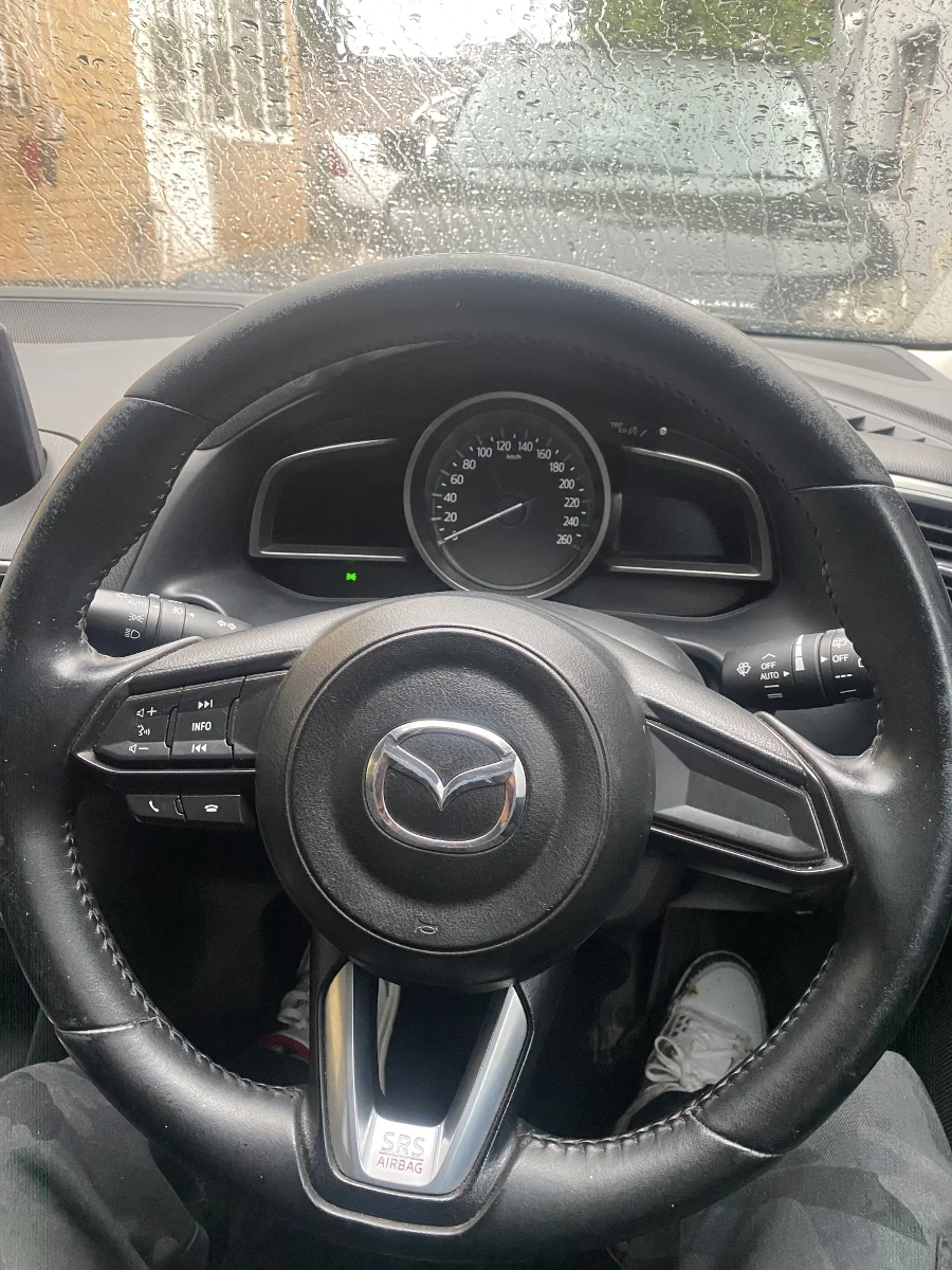 New 2018 Mazda Mazda3 hatch 2.0 Individual auto - Private Seller New 2018 Mazda Mazda3 hatch 2.0 Individual auto - Private Seller