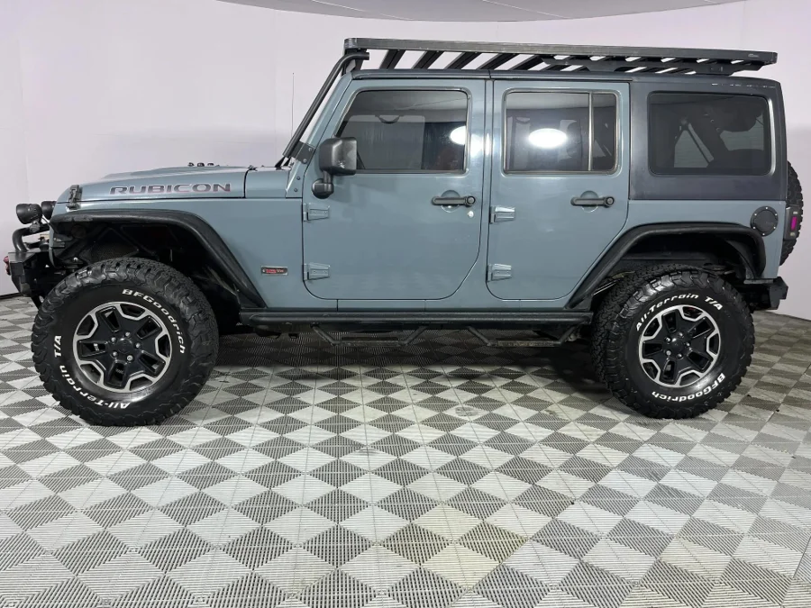 Used 2013 Jeep Wrangler Unlimited 3.6L Rubicon X - WeBuyCars Lansdowne