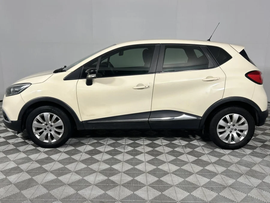 Used 2016 Renault Captur 66kW turbo Expression - WeBuyCars Richmond
