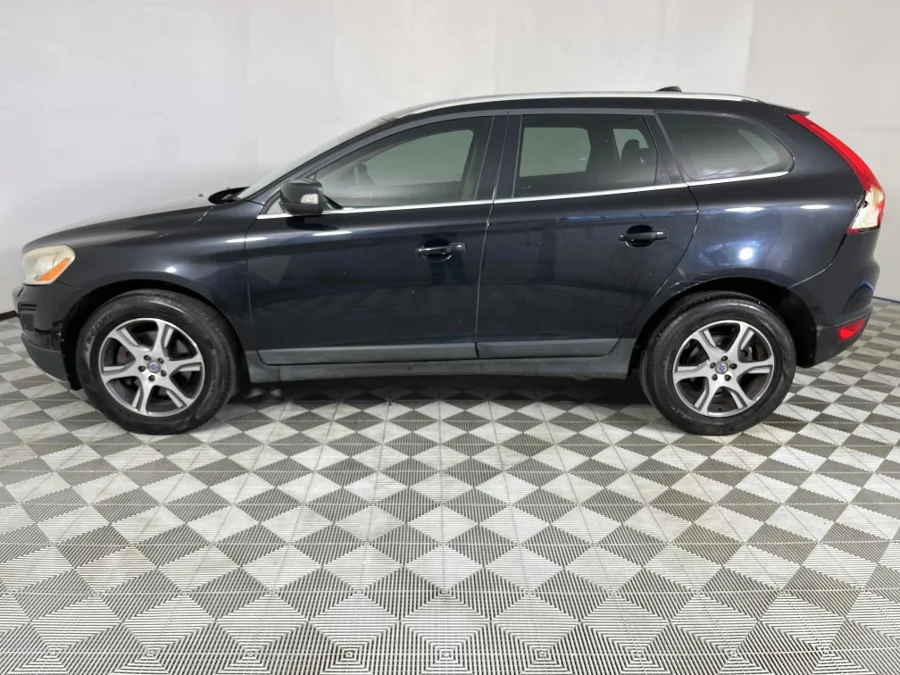 Used 2013 Volvo XC60 T5 Excel - WeBuyCars George
