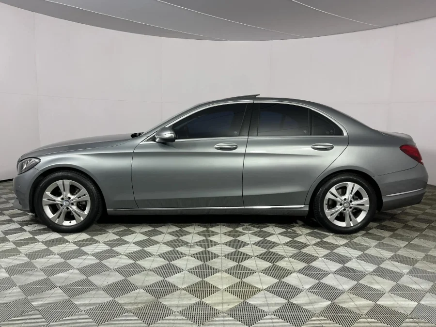Used 2014 Mercedes-Benz C-Class C220d - WeBuyCars Lansdowne