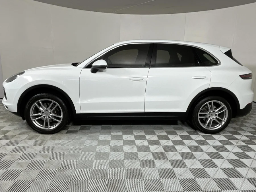 Used 2019 Porsche Cayenne - WeBuyCars The Dome