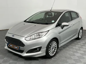 Used 2015 Ford Fiesta 5-door 1.0T Titanium auto