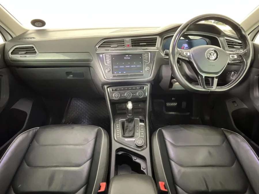 Used 2017 Volkswagen Tiguan 2.0TSI 4Motion Highline - WeBuyCars The Dome