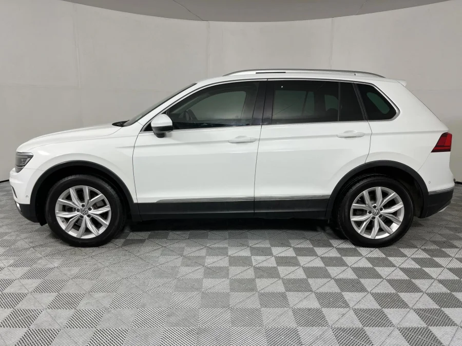 Used 2017 Volkswagen Tiguan 2.0TSI 4Motion Highline - WeBuyCars The Dome