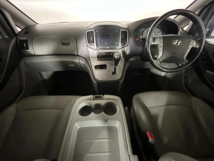 Used 2018 Hyundai H-1 2.5VGTi bus Elite 9-seater - WeBuyCars Durban