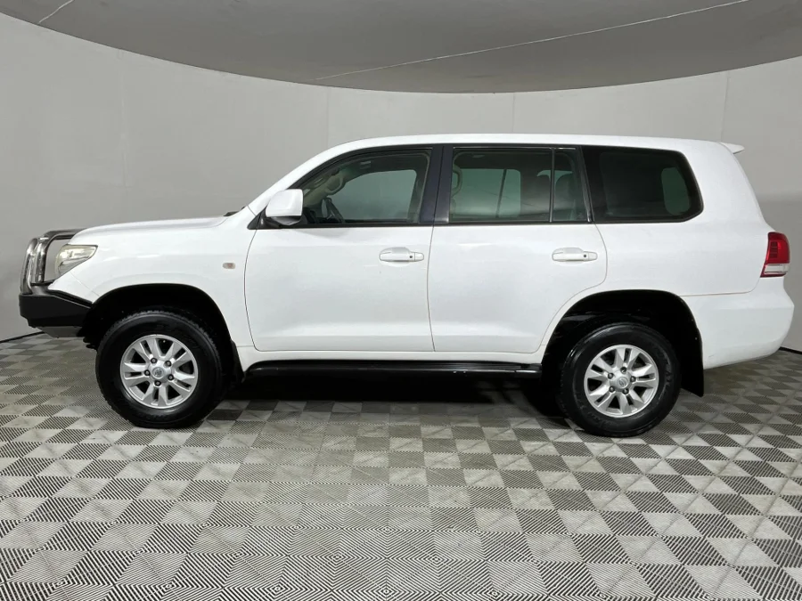 Used 2009 Toyota Land Cruiser 200 4.7 V8 VX - WeBuyCars Midstream
