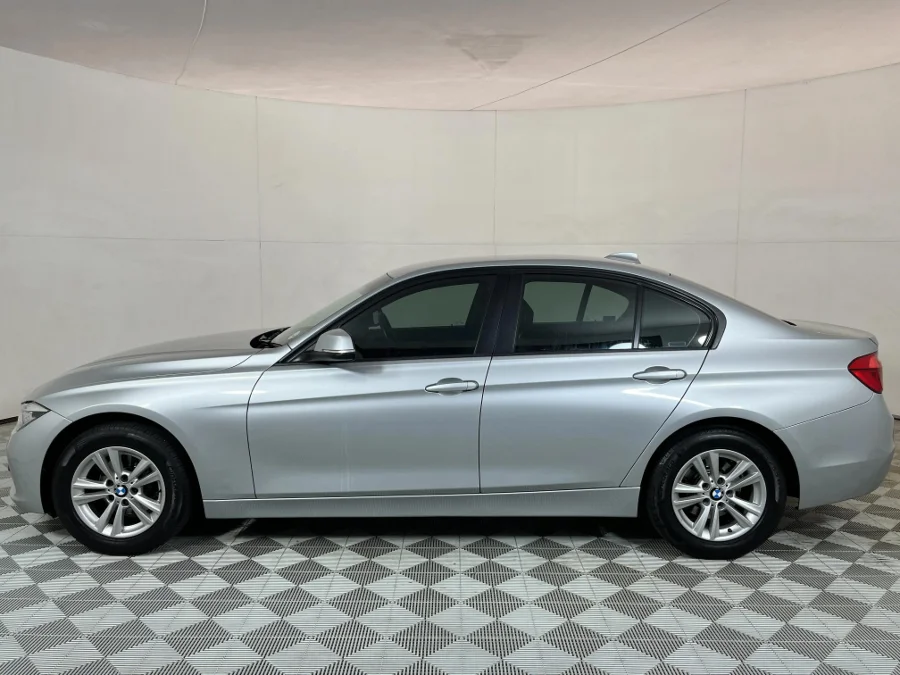 Used 2018 BMW 3 Series 320i sports-auto - WeBuyCars JHB South