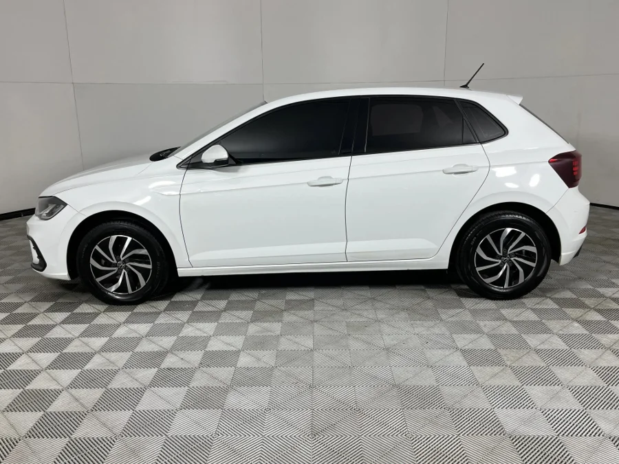 Used 2022 Volkswagen Polo hatch 1.0TSI Life manual - WeBuycars East London