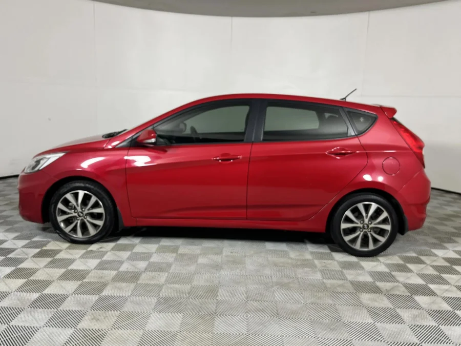 Used 2016 Hyundai Accent hatch 1.6 Fluid - WeBuyCars Riverhorse